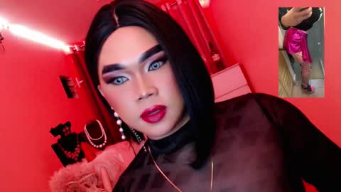 Snapshot of amiadoll chatting on 03.02.25 Queen Mireska online show from 03.02.25