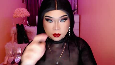 Snapshot of amiadoll chatting on 09.21.25 Queen Mireska online show from 09.21.25