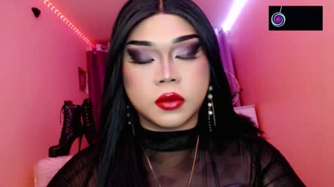 Snapshot of amiadoll chatting on 10.18.25 Queen Mireska online show from 10.18.25