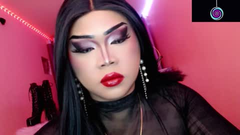 Snapshot of amiadoll chatting on 10.27.25 Queen Mireska online show from 10.27.25