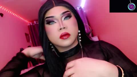 Snapshot of amiadoll chatting on 11.03.25 Queen Mireska online show from 11.03.25