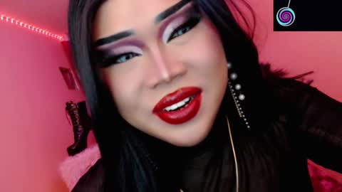 Snapshot of amiadoll chatting on 11.14.25 Queen Mireska online show from 11.14.25