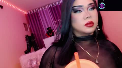 Snapshot of amiadoll chatting on 11.16.25 Queen Mireska online show from 11.16.25