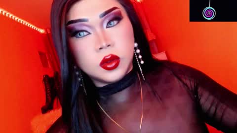 Snapshot of amiadoll chatting on 11.23.25 Queen Mireska online show from 11.23.25