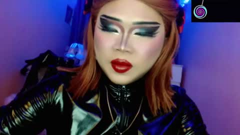 Queen Mireska online show from 06.19.26