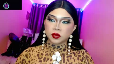 Queen Mireska online show from 07.10.26