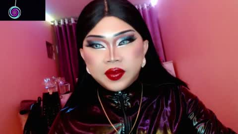 Queen Mireska online show from 08.01.26