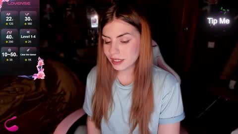 Snapshot of amiandthomas chatting on 10.08.25 VelvetCaprice online show from 10.08.25