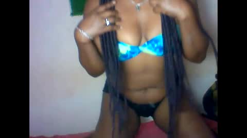 Snapshot of amielle_01 chatting on 04.10.26 amielle_01 online show from 04.10.26