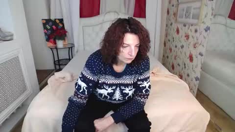 Snapshot of amihotgranny chatting on 12.08.24 Ami online show from 12.08.24