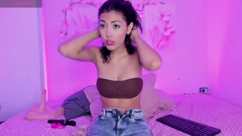AmiiClark  online show from 07.18.26
