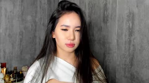 Amina online show from 02.01.25