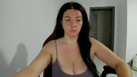 Amiraisa online show from 07.21.26
