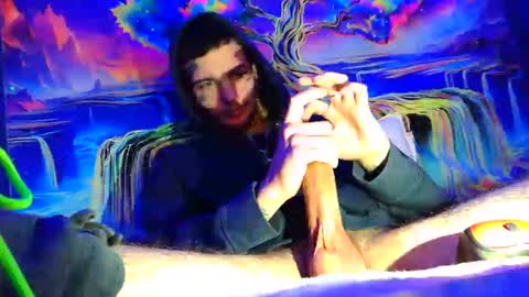 Snapshot of amiri_sweater chatting on 12.15.25 amiri_sweater online show from 12.15.25