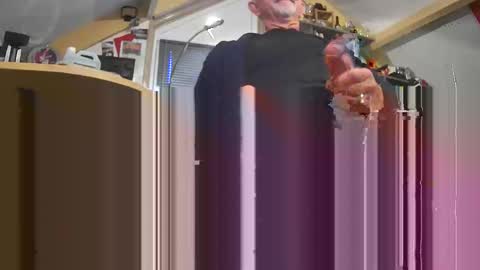 Snapshot of amjan19 chatting on 10.14.25 amjan19 online show from 10.14.25