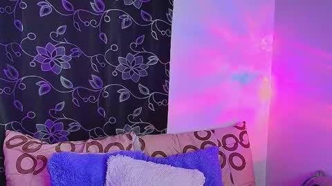 Snapshot of ammeliejoy chatting on 01.13.26 Ammelie online show from 01.13.26