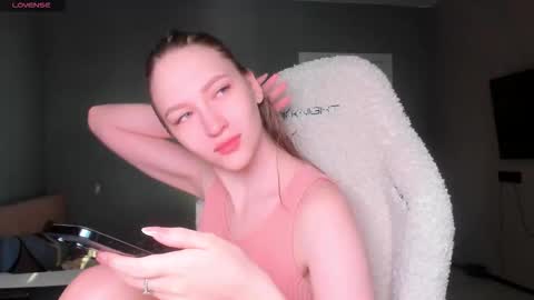 Snapshot of ammi_bliss chatting on 11.16.25 Ammi online show from 11.16.25