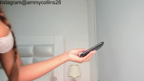 Snapshot of ammycollins28 chatting on 03.06.25 online show from 03.06.25