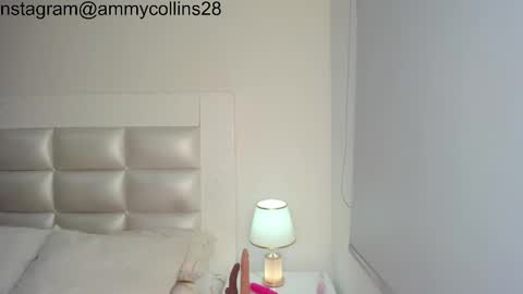 Snapshot of ammycollins28 chatting on 03.10.25 online show from 03.10.25