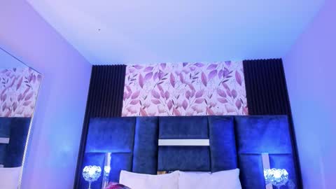 Ammy Jones online show from 10.17.25