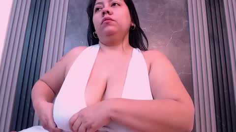 Snapshot of ammypike chatting on 09.11.25 AmmyPike online show from 09.11.25