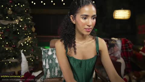 Snapshot of amnie_ chatting on 12.20.25 RETURN 30TH 100 explicit on online show from 12.20.25