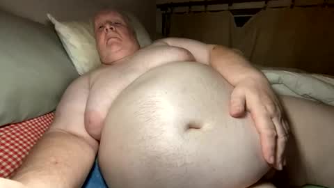 Snapshot of amor196112 chatting on 11.10.25 amor196112 online show from 11.10.25