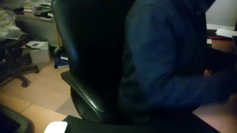 Snapshot of amor2200 chatting on 12.27.24 Amor2200 online show from 12.27.24