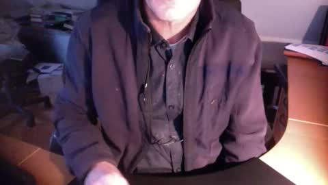 Snapshot of amor2200 chatting on 01.04.25 Amor2200 online show from 01.04.25