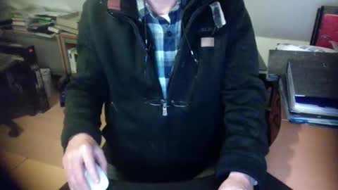 Snapshot of amor2200 chatting on 01.13.25 Amor2200 online show from 01.13.25