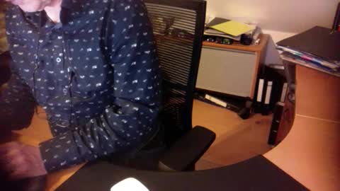 Snapshot of amor2200 chatting on 01.24.25 Amor2200 online show from 01.24.25