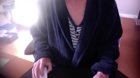 Amor2200 online show from 11.04.25