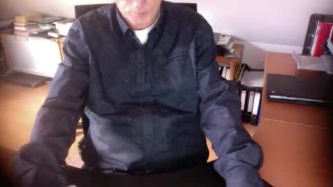 Amor2200 online show from 11.20.25