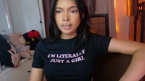 Prinsesa online show from 11.23.25