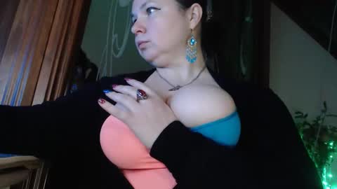 Snapshot of amorelara chatting on 01.11.25 amorelara online show from 01.11.25