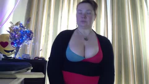 amorelara online show from 06.15.26