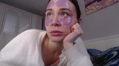 miss unforgettable online show from 12.17.25