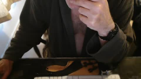 Snapshot of amslave4f chatting on 08.05.26 amslave4f online show from 08.05.26