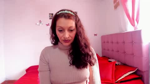 Snapshot of amunet_ chatting on 02.27.25 Amunet online show from 02.27.25