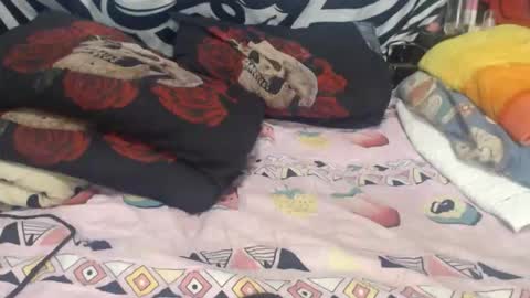 Amuy online show from 02.05.26