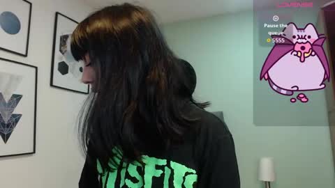 Amy 3 online show from 05.05.26