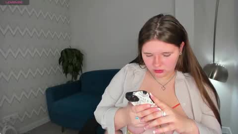 AmyGMT 2 Mon-Sun  0300am-0900am  online show from 11.07.25