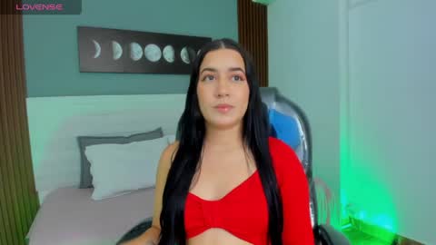 amy_leah_ online show from 04.24.26