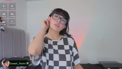 Hello I am Allison Welcome to my room and let is  have a good time together whith me online show from 04.01.26