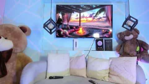 Emy Noa  online show from 03.03.26