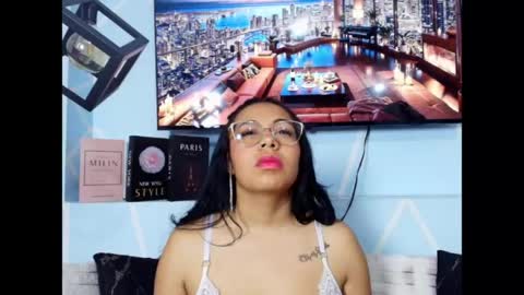 Emy Noa  online show from 05.31.26