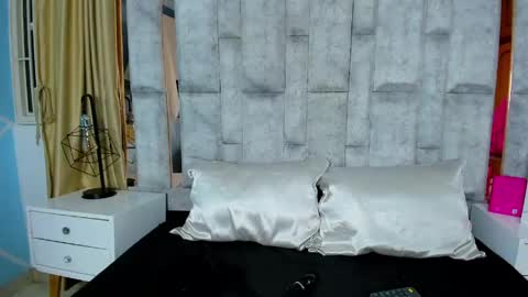 Emy Noa  online show from 06.05.26