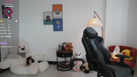 Daniela M online show from 02.06.25