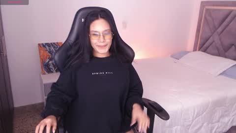 Mia Cristancho online show from 06.07.26