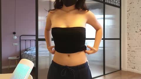 girl next door named Amy online show from 02.21.25